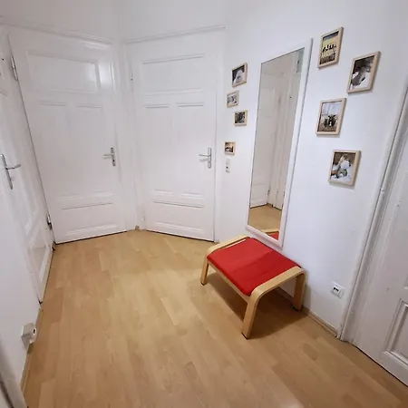 Altbau-schmuckstueck An Der Karli Mit Riesigem Balkon Apartment Leipzig