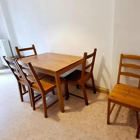 Apartment Altbau-schmuckstueck An Der Karli Mit Riesigem Balkon Leipzig